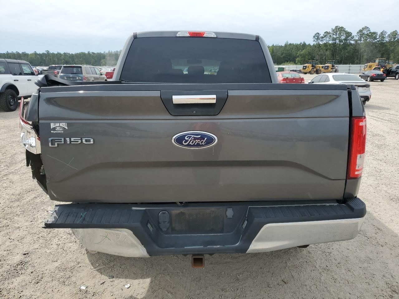 2015 Ford F-150 - Image 6