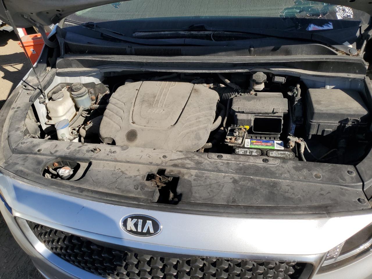 KNDMB5C10H6243619 2017 Kia Sedona Lx