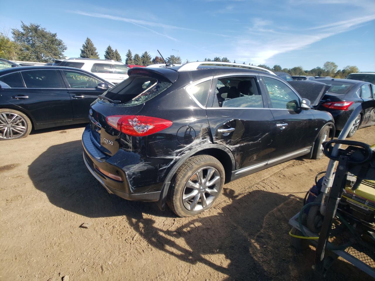 2016 Infiniti QX50 - Image 3