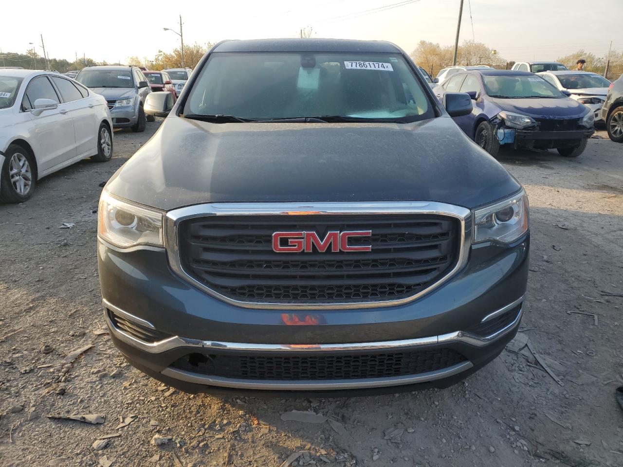 2019 GMC Acadia - Image 5
