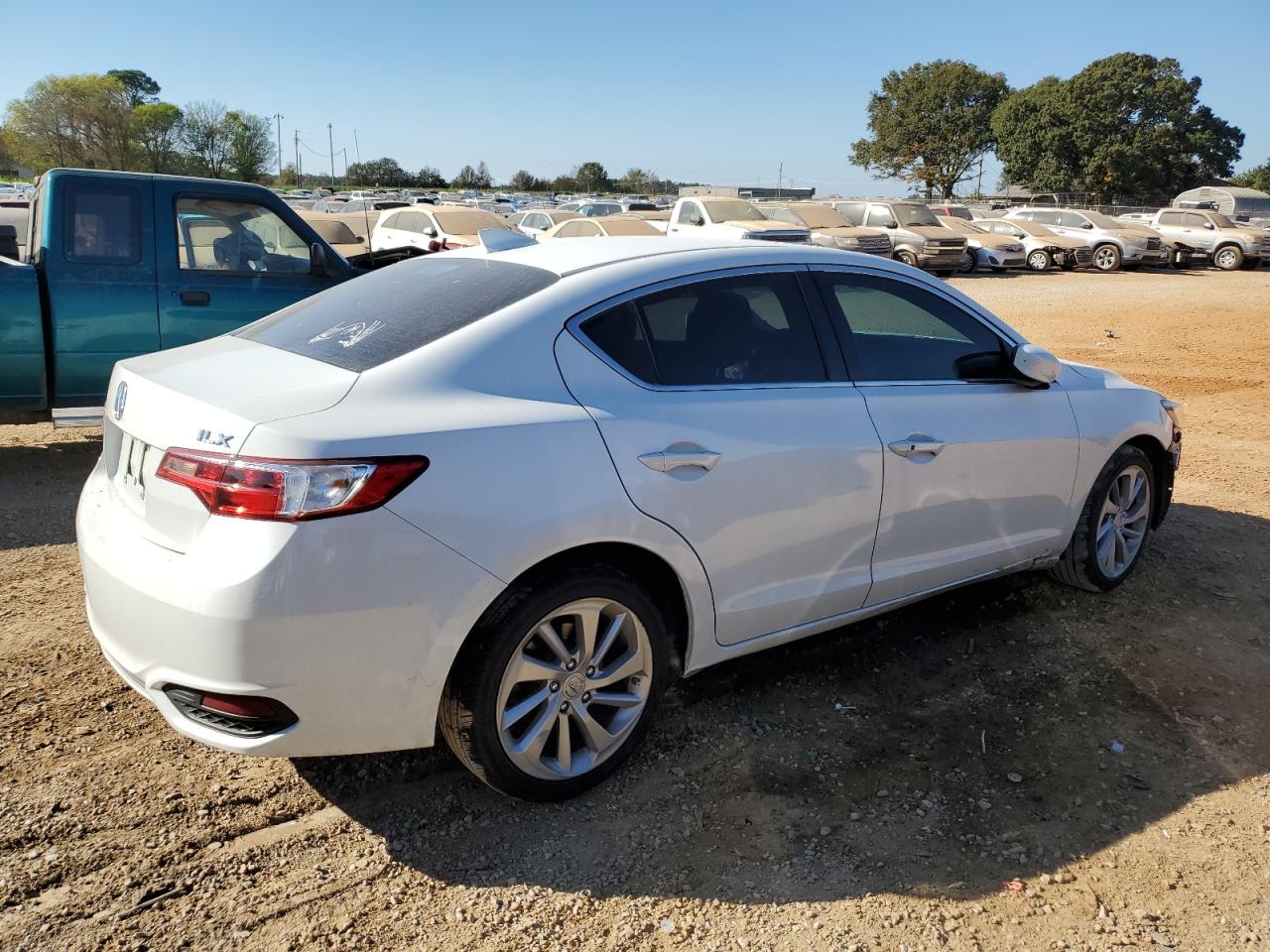 VIN 19UDE2F76GA023694 2016 ACURA ILX no.3