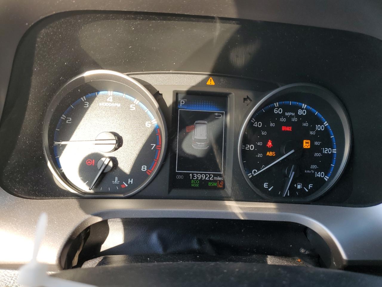 2018 Toyota RAV 4 - Image 9