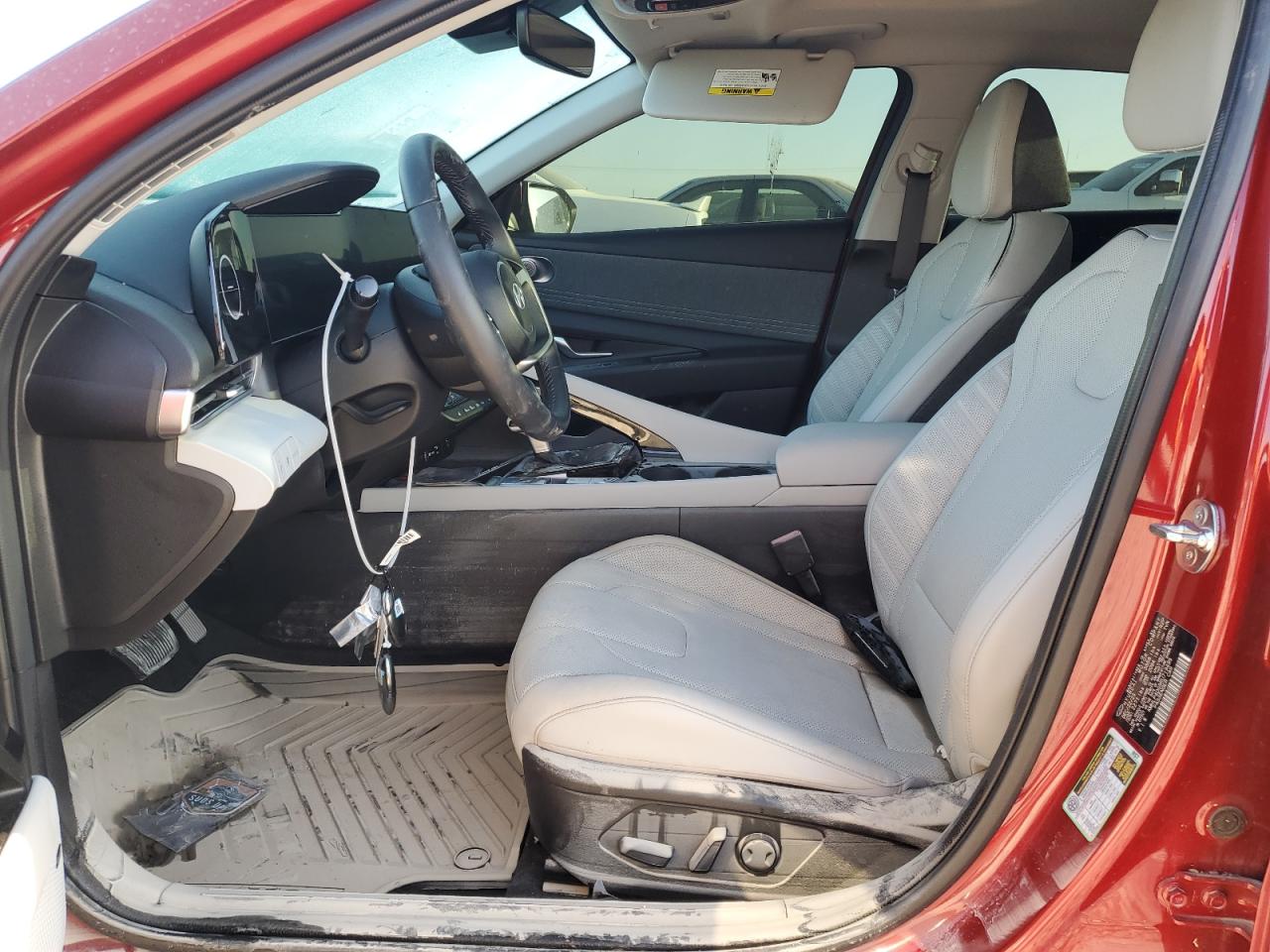 2024 Hyundai Elantra - Image 7