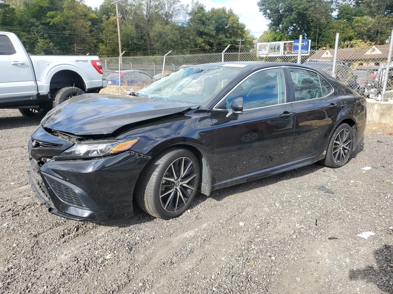 4T1S11BK7NU070469 2022 TOYOTA CAMRY - Image 1