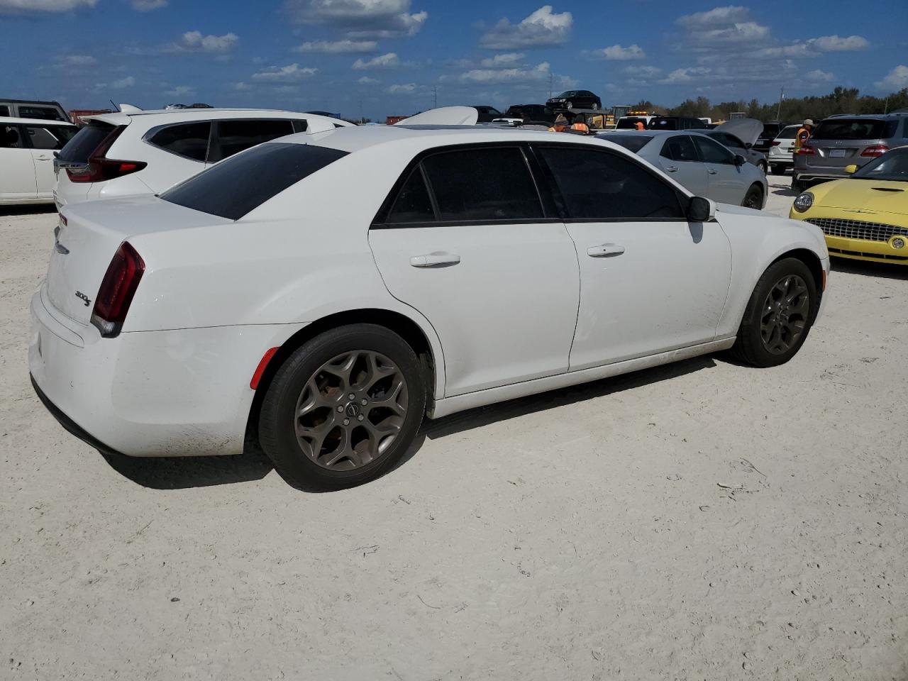 2015 Chrysler 300 - Image 3