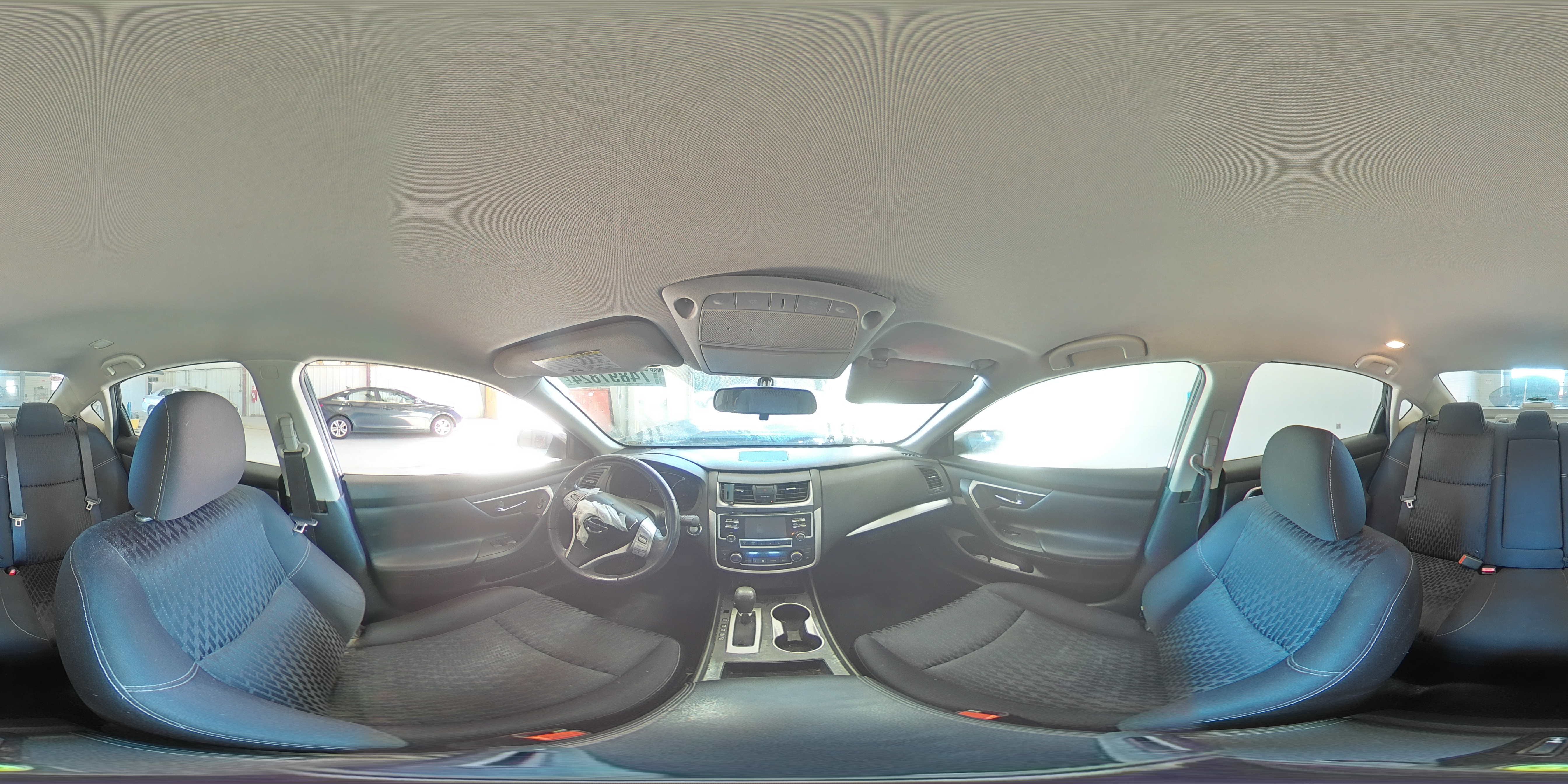 2017 Nissan Altima - Image 12