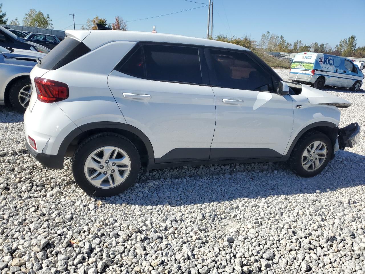 2021 Hyundai Venue - Image 3