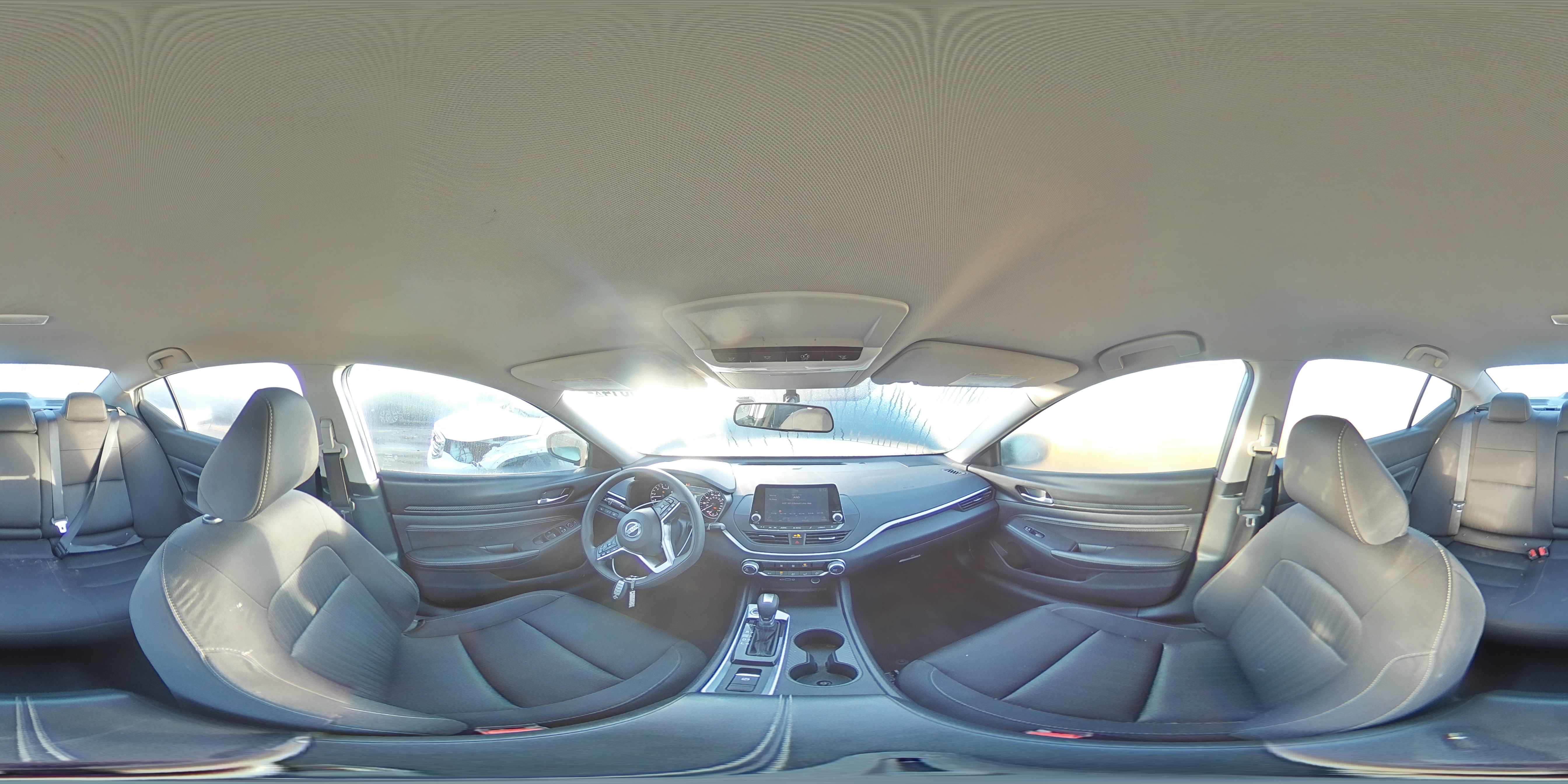 2020 Nissan Altima - Image 15