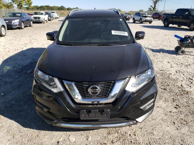  NISSAN ROGUE 2018 Czarny