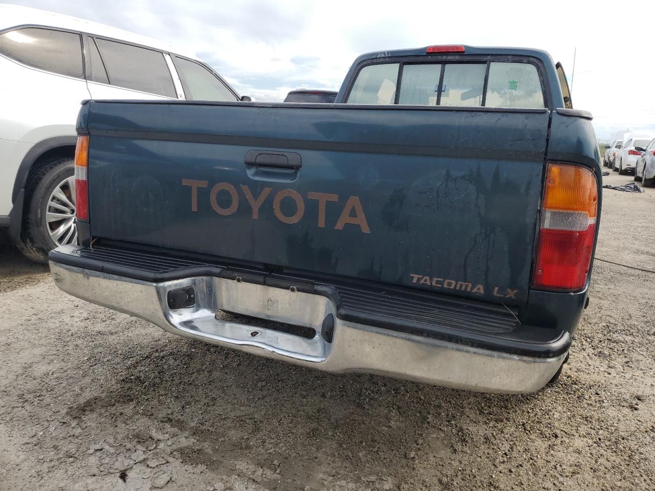 1996 Toyota Tacoma Xtracab VIN: 4TAVL52N0TZ147756 Lot: 74281344