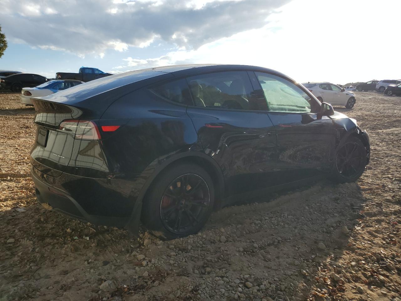 VIN 5YJYGDEE1MF203108 2021 TESLA MODEL Y no.3