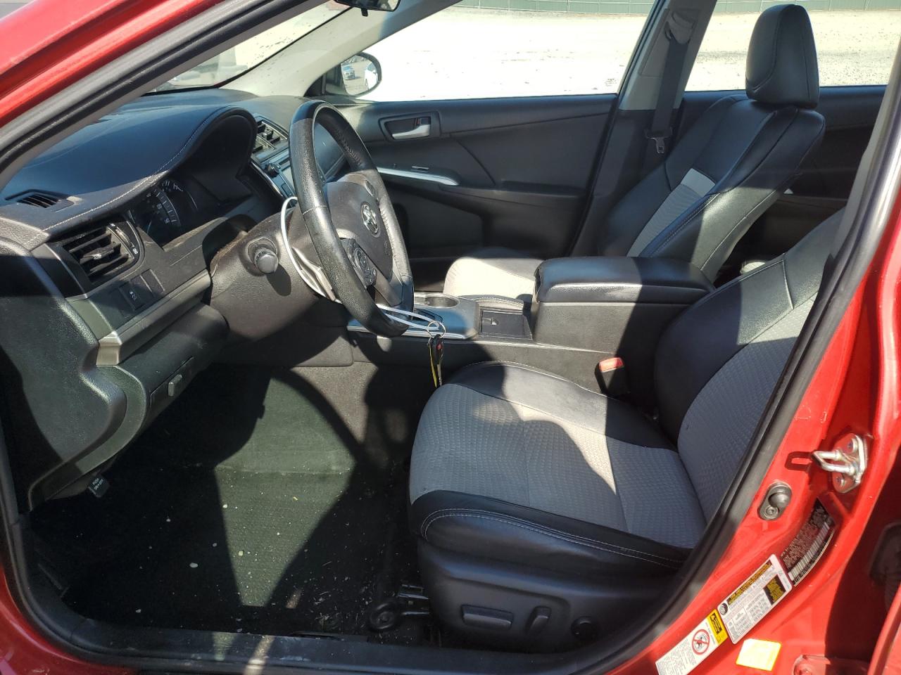 2014 Toyota Camry - Image 7