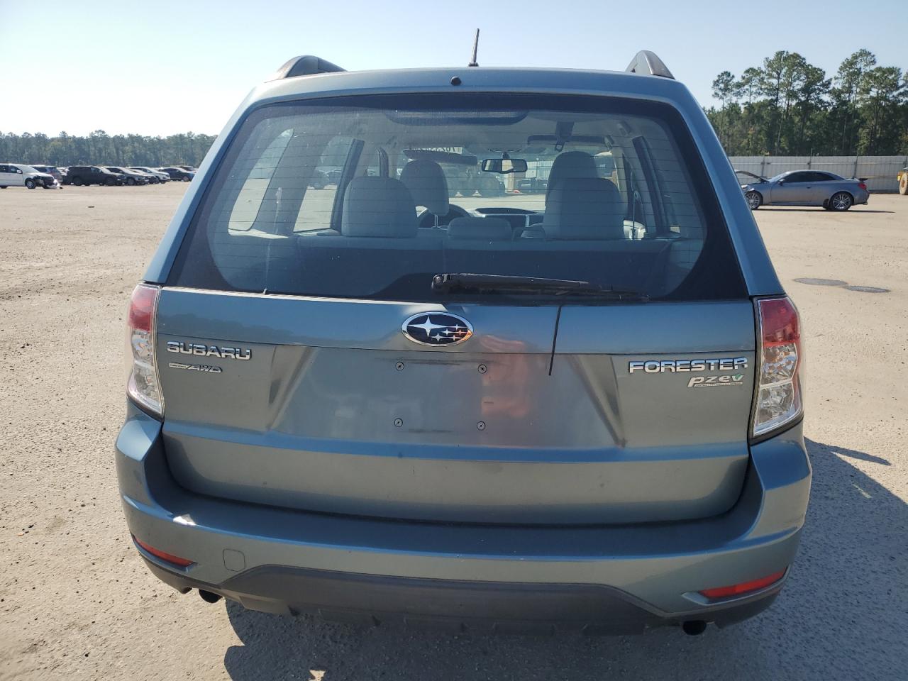 2012 Subaru Forester 2.5X VIN: JF2SHABC1CH410585 Lot: 76233434