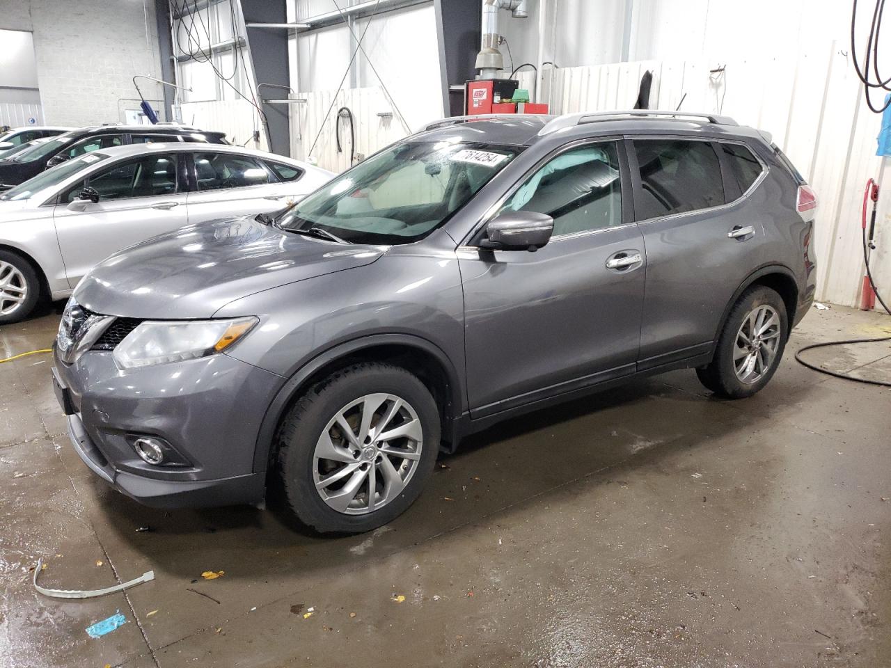2014 Nissan Rogue - Image 1