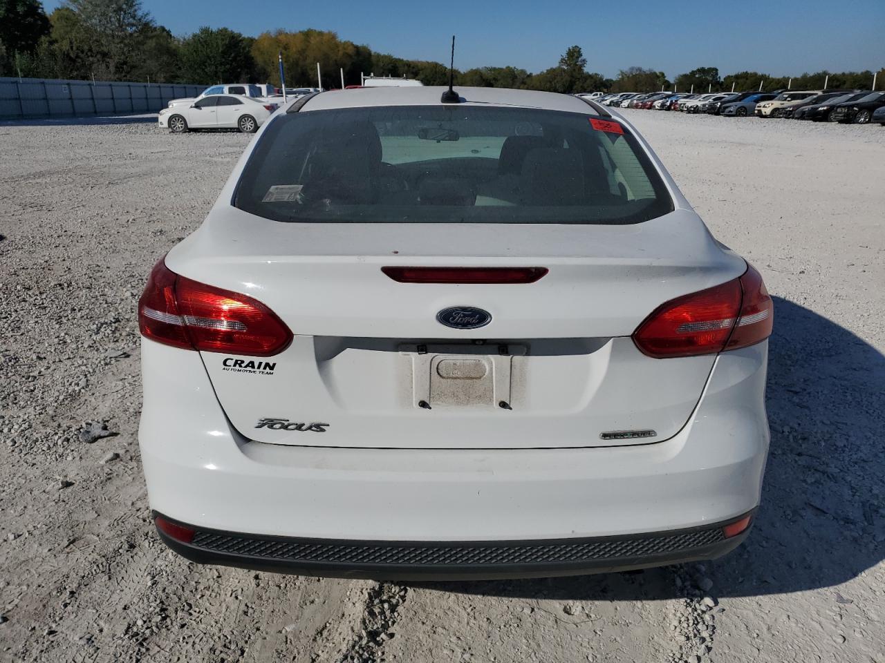 2016 Ford Focus S VIN: 1FADP3E26GL249622 Lot: 75028634