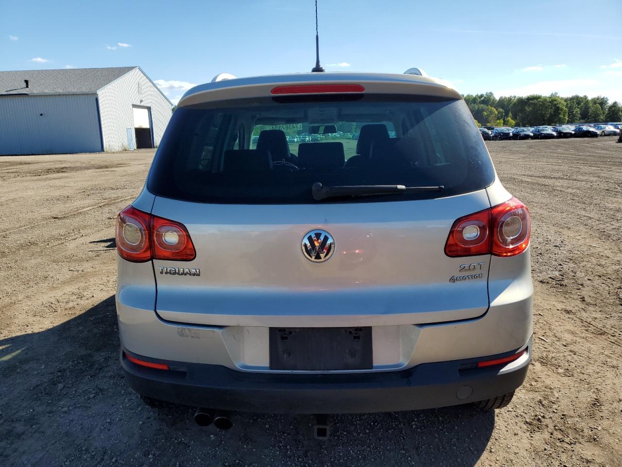 2011 Volkswagen Tiguan S VIN: WVGBV7AX2BW528133 Lot: 74367334