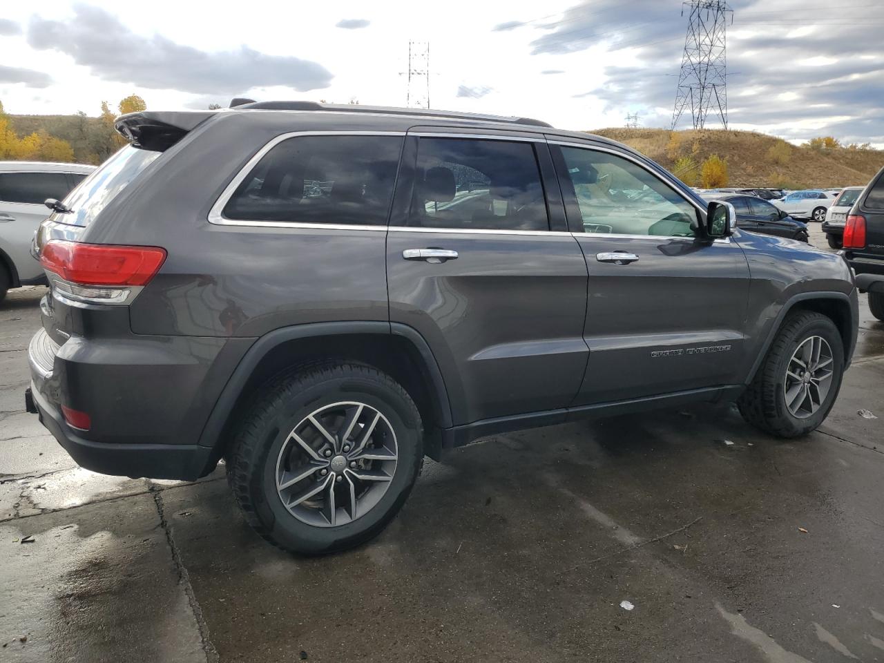 2017 Jeep Grand Cherokee - Image 3