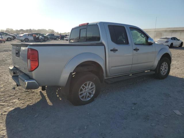  NISSAN FRONTIER 2015 Сріблястий