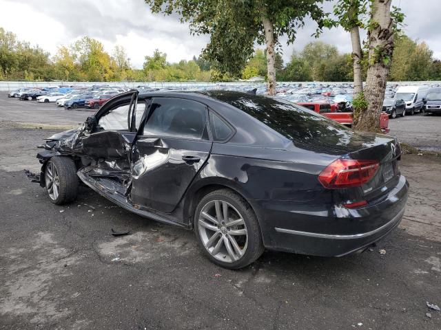  VOLKSWAGEN PASSAT 2018 Чорний