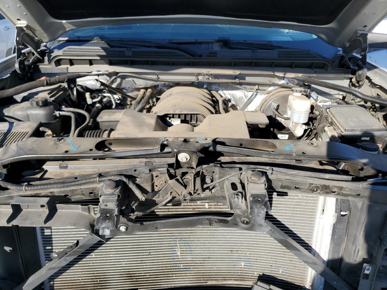 2018 Chevrolet Silverado - Image 11