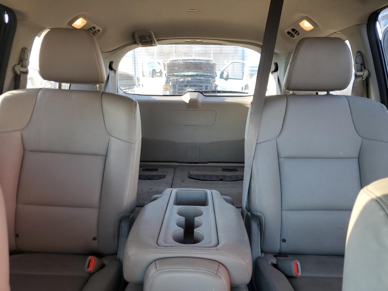 2014 Honda Odyssey - Image 10