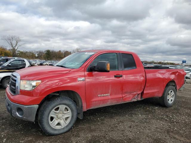 Pickups TOYOTA TUNDRA 2013 Czerwony