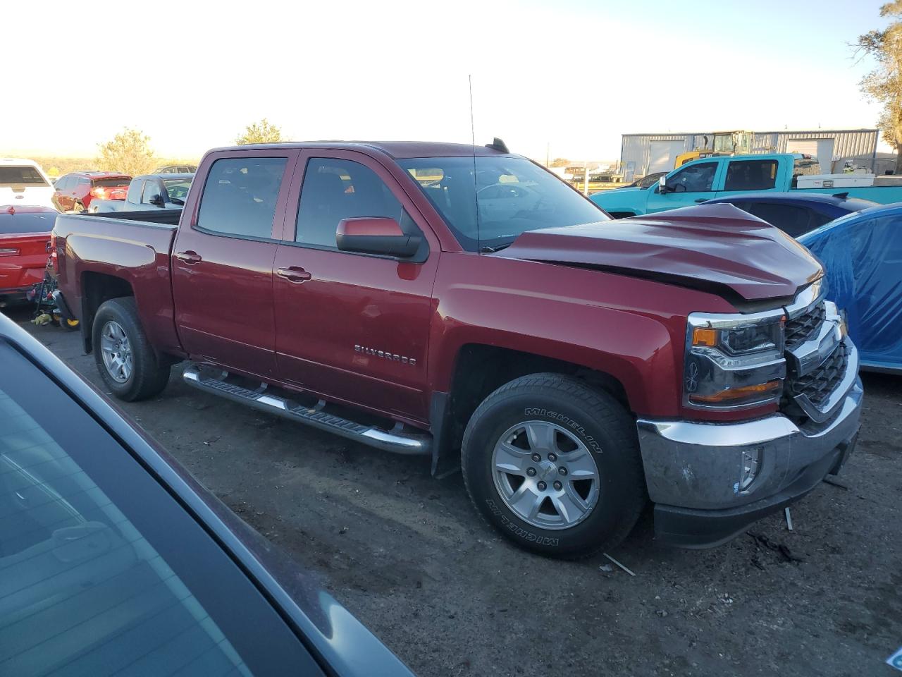 VIN 3GCPCREC9JG497124 2018 CHEVROLET ALL Models no.4