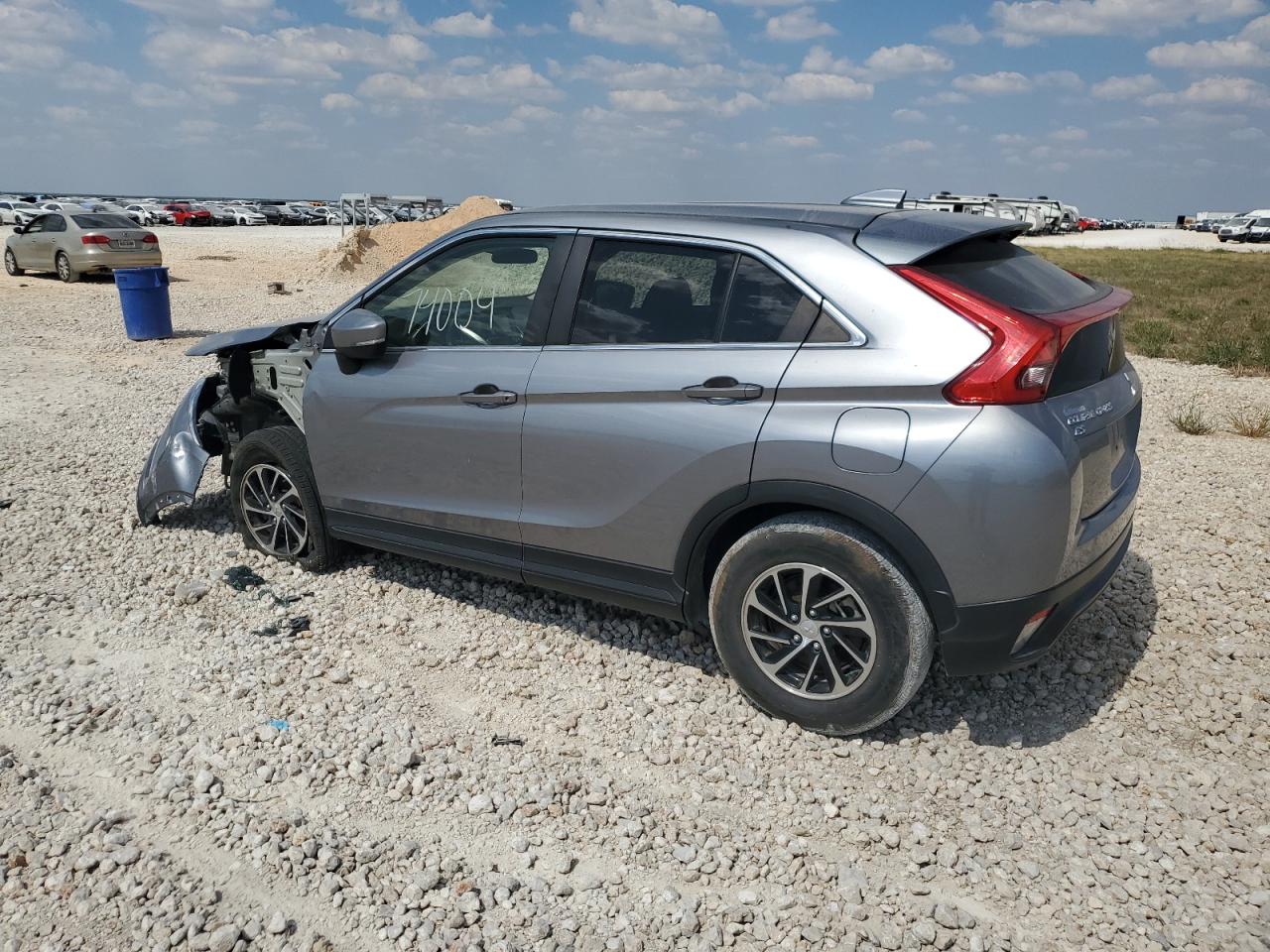 2020 Mitsubishi Eclipse - Image 2