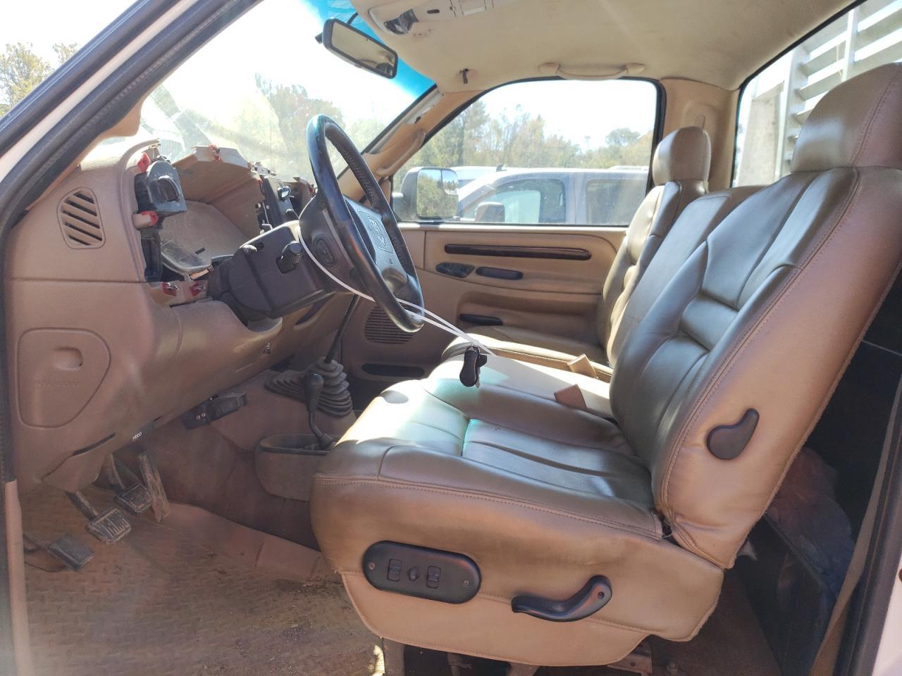 1999 Dodge RAM - Image 7