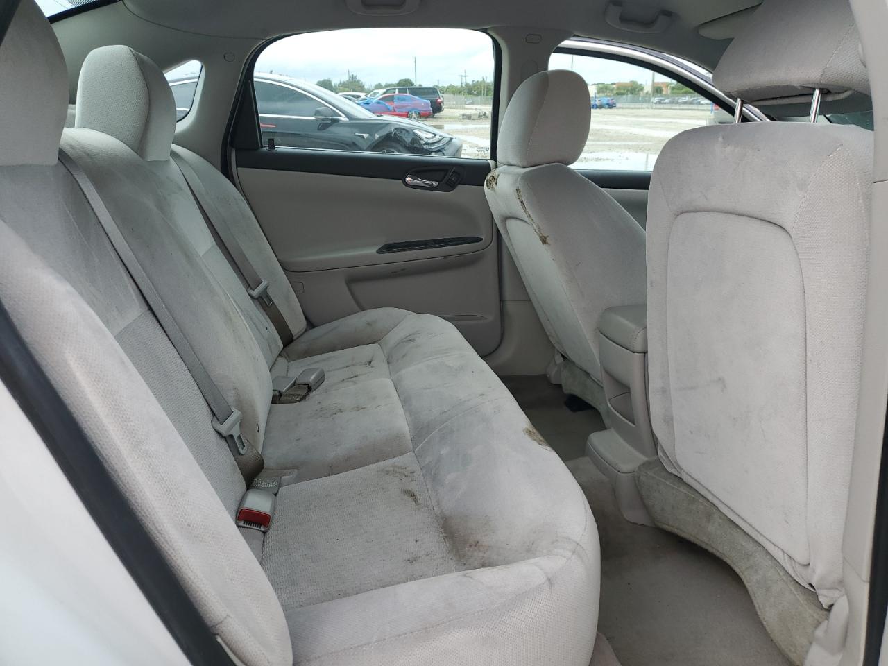 2016 Chevrolet Impala - Image 10