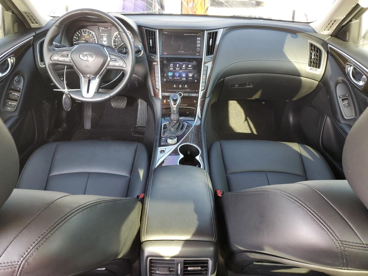 JN1EV7AP1KM515096 2019 Infiniti Q50 Luxe