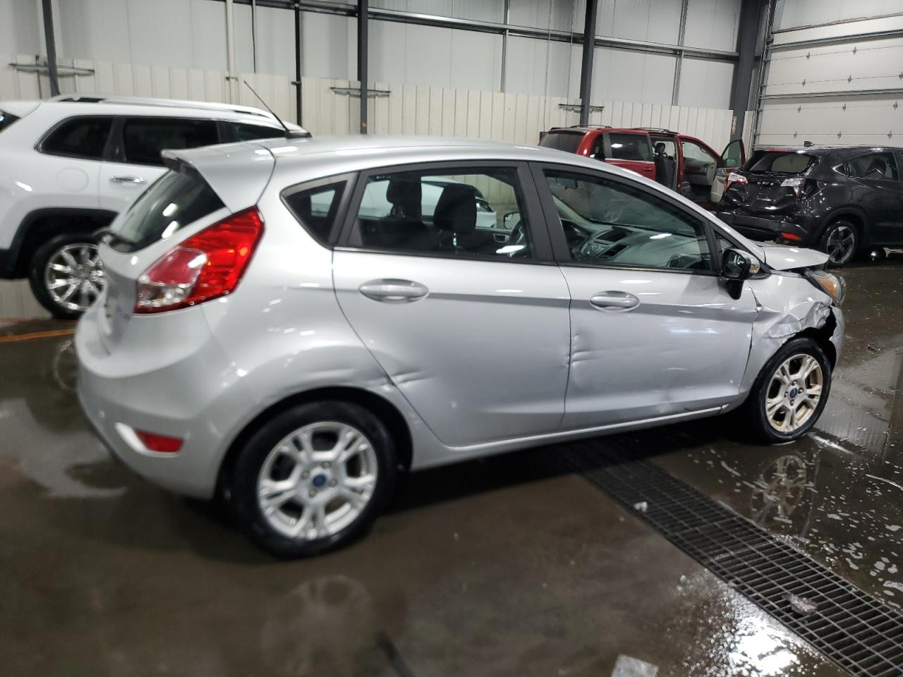 2016 Ford Fiesta - Image 3
