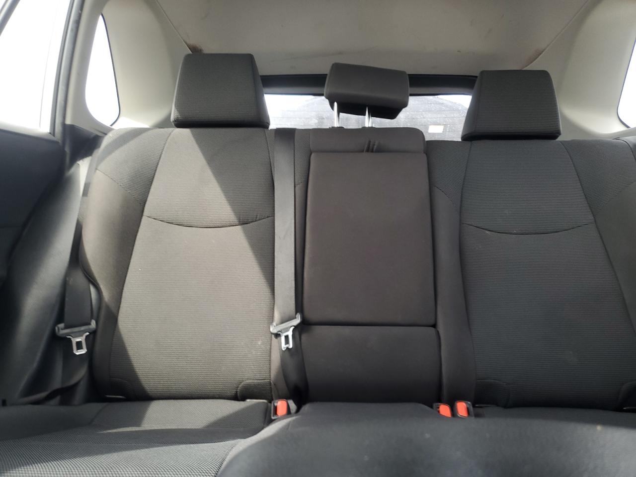 2019 Toyota RAV 4 - Image 10