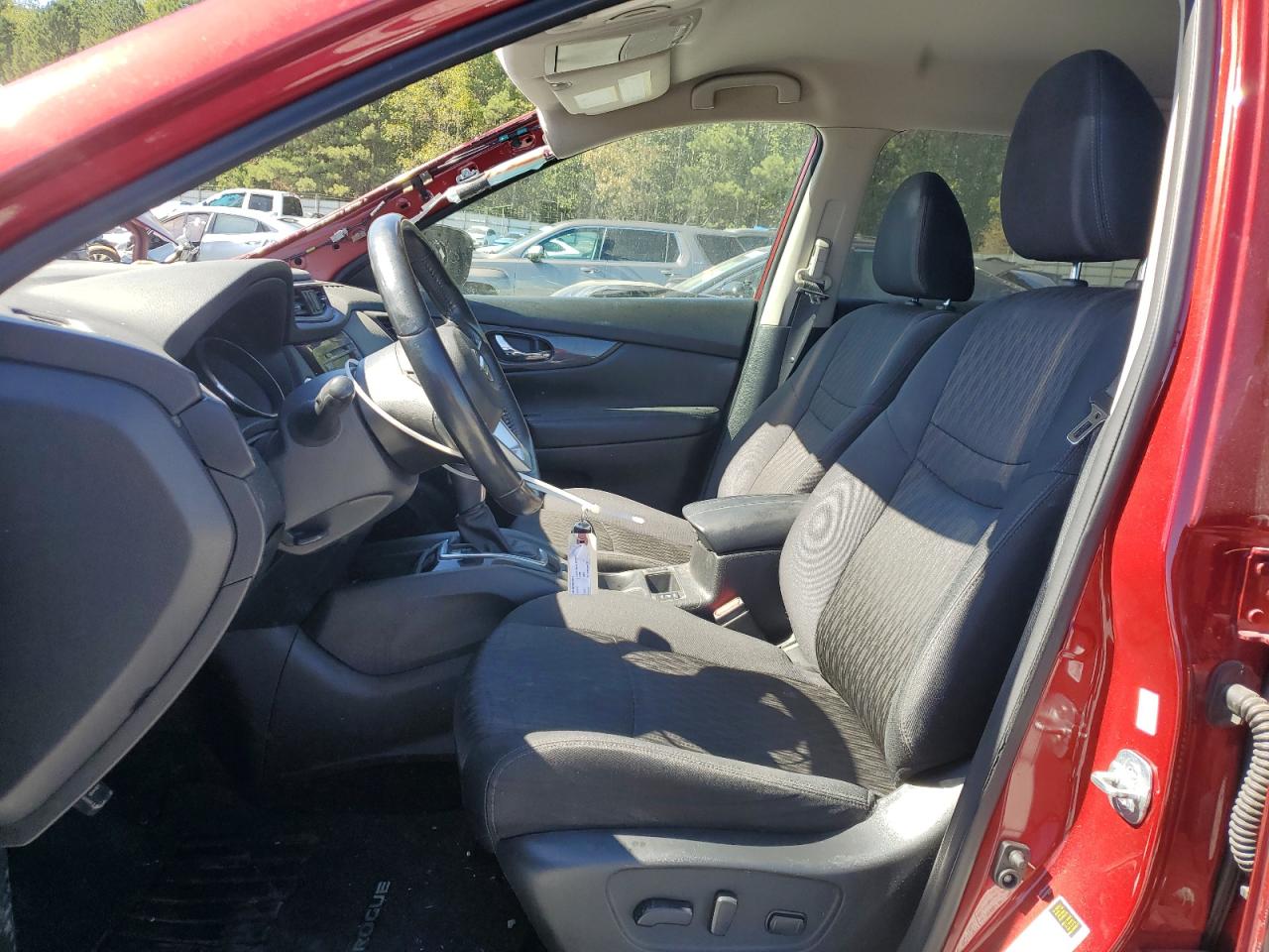 2018 Nissan Rogue - Image 7