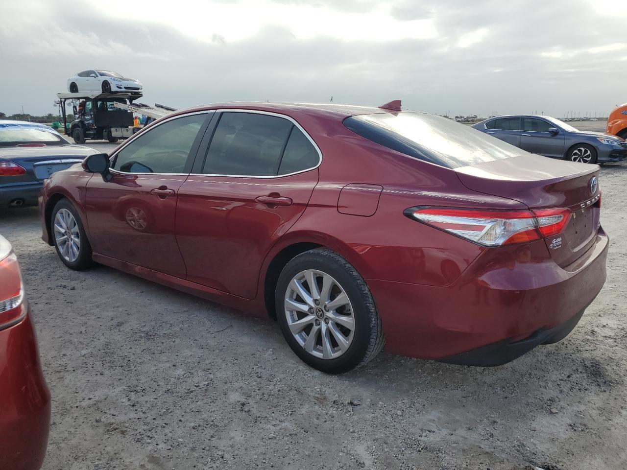 4T1L11AK3LU357407 2020 TOYOTA CAMRY - Image 2