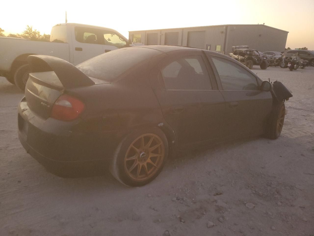 2004 Dodge Neon - Image 3