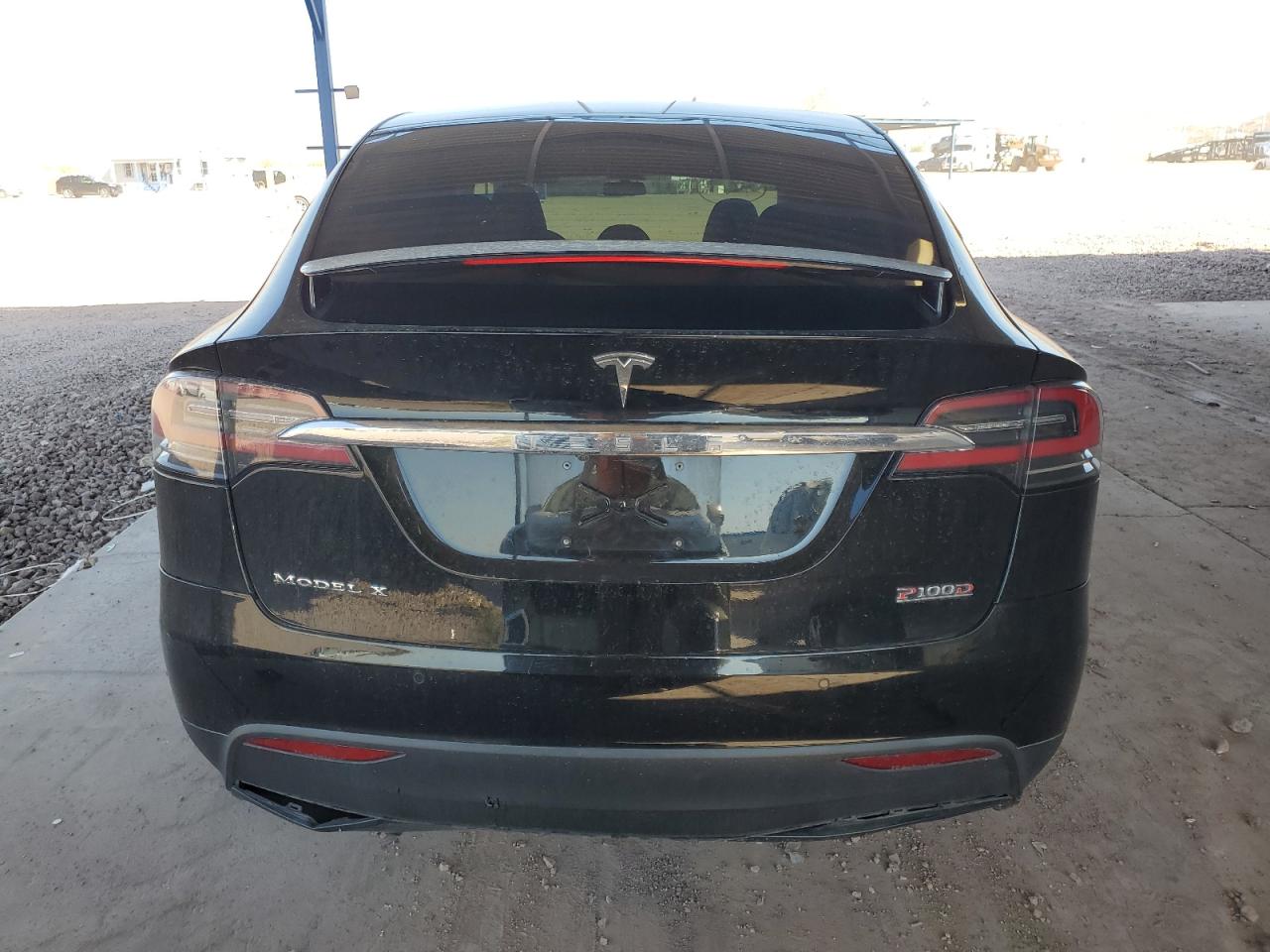 2017 Tesla Model X VIN: 5YJXCDE42HF052851 Lot: 75763854