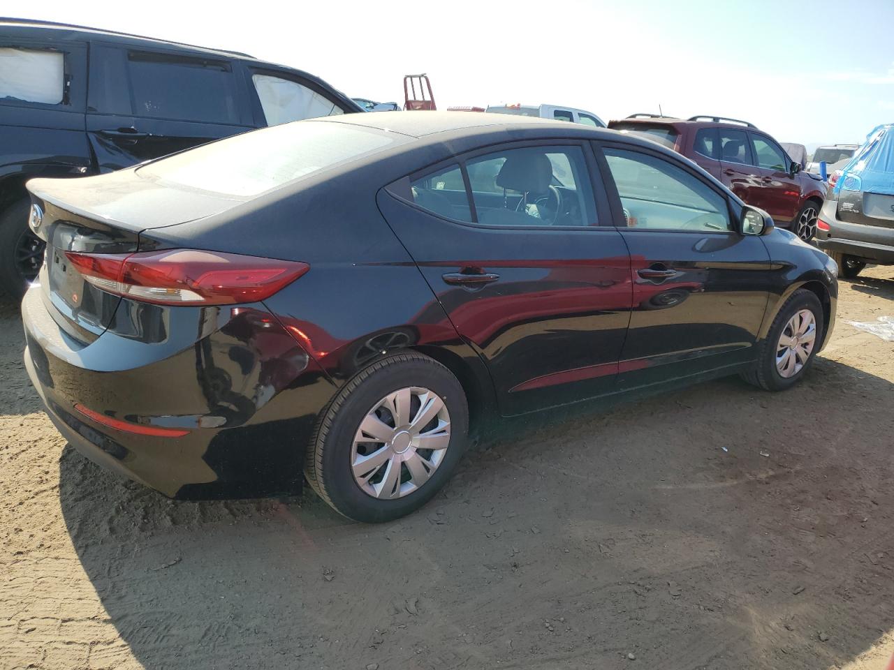 2018 Hyundai Elantra - Image 3