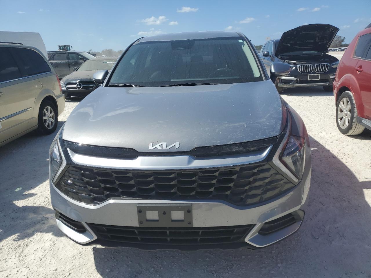 2023 Kia Sportage - Image 5