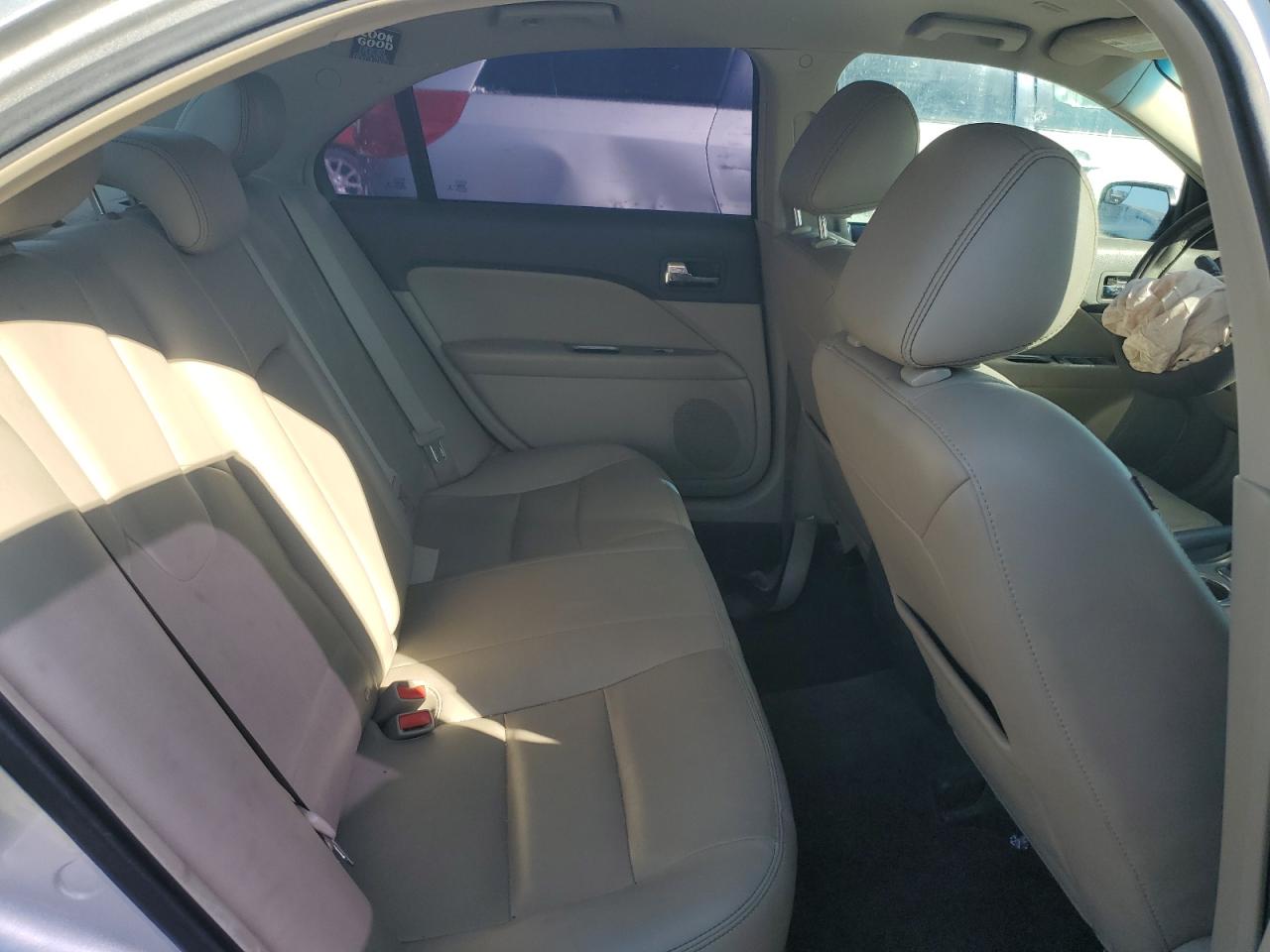 2012 Ford Fusion - Image 10
