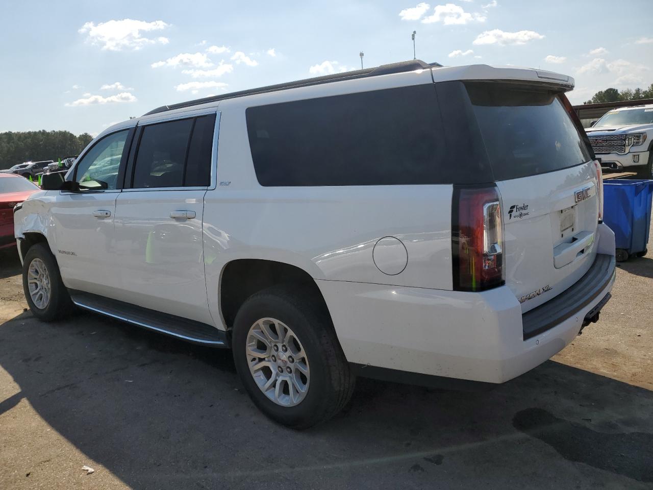 2019 GMC Yukon - Image 2