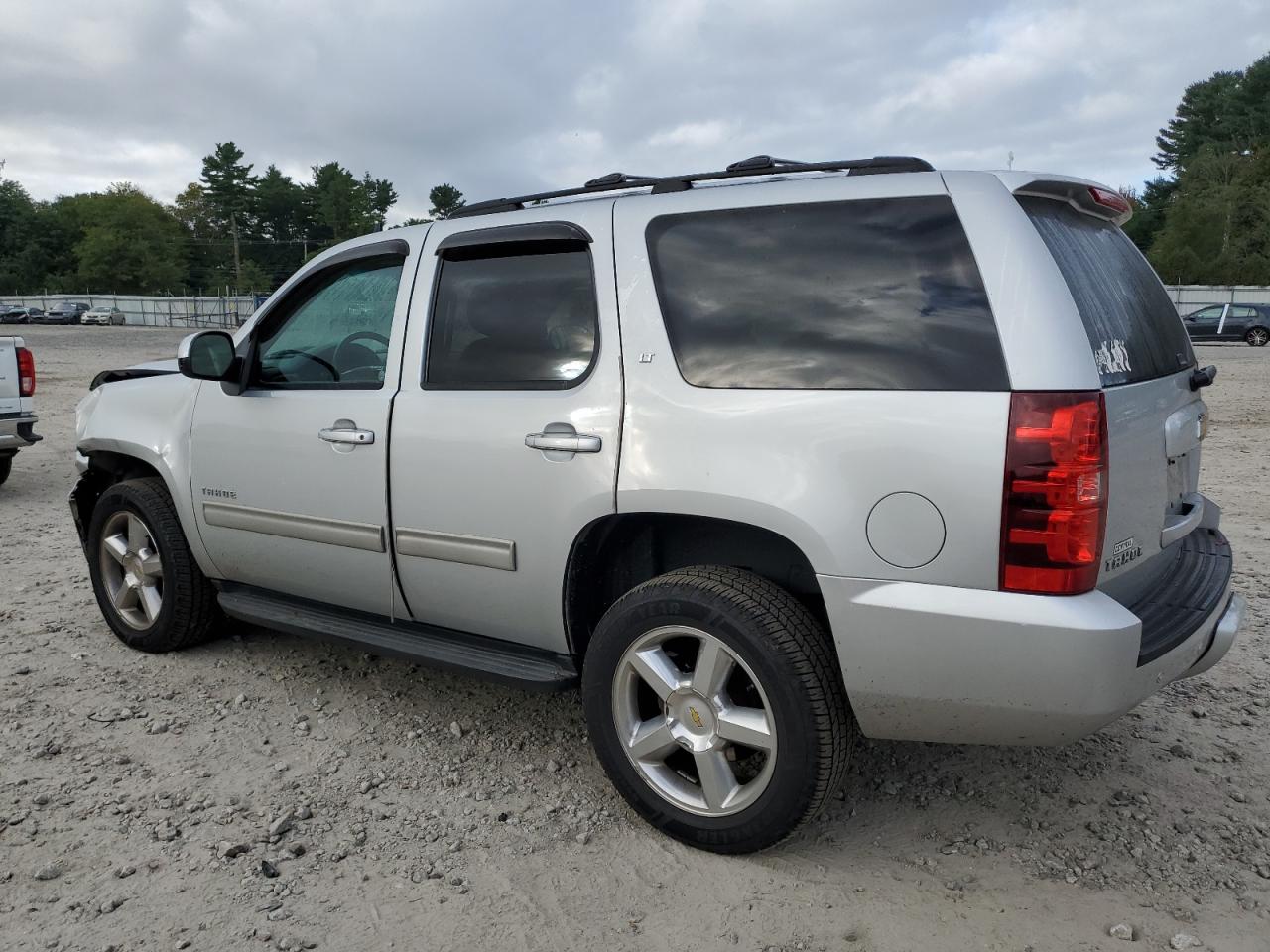 2013 Chevrolet Tahoe - Image 2