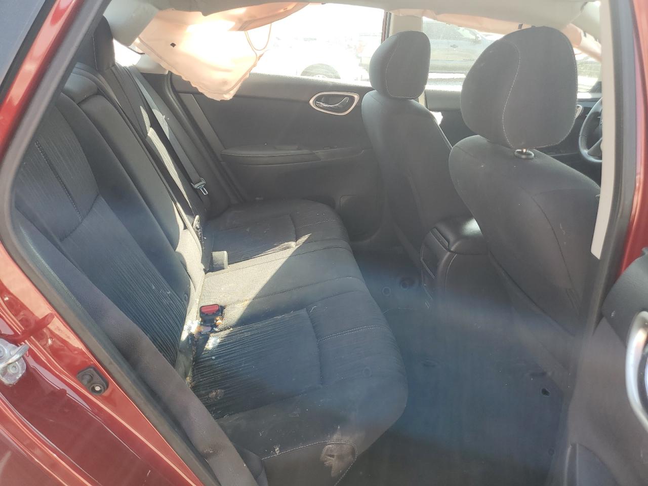 2018 Nissan Sentra - Image 10