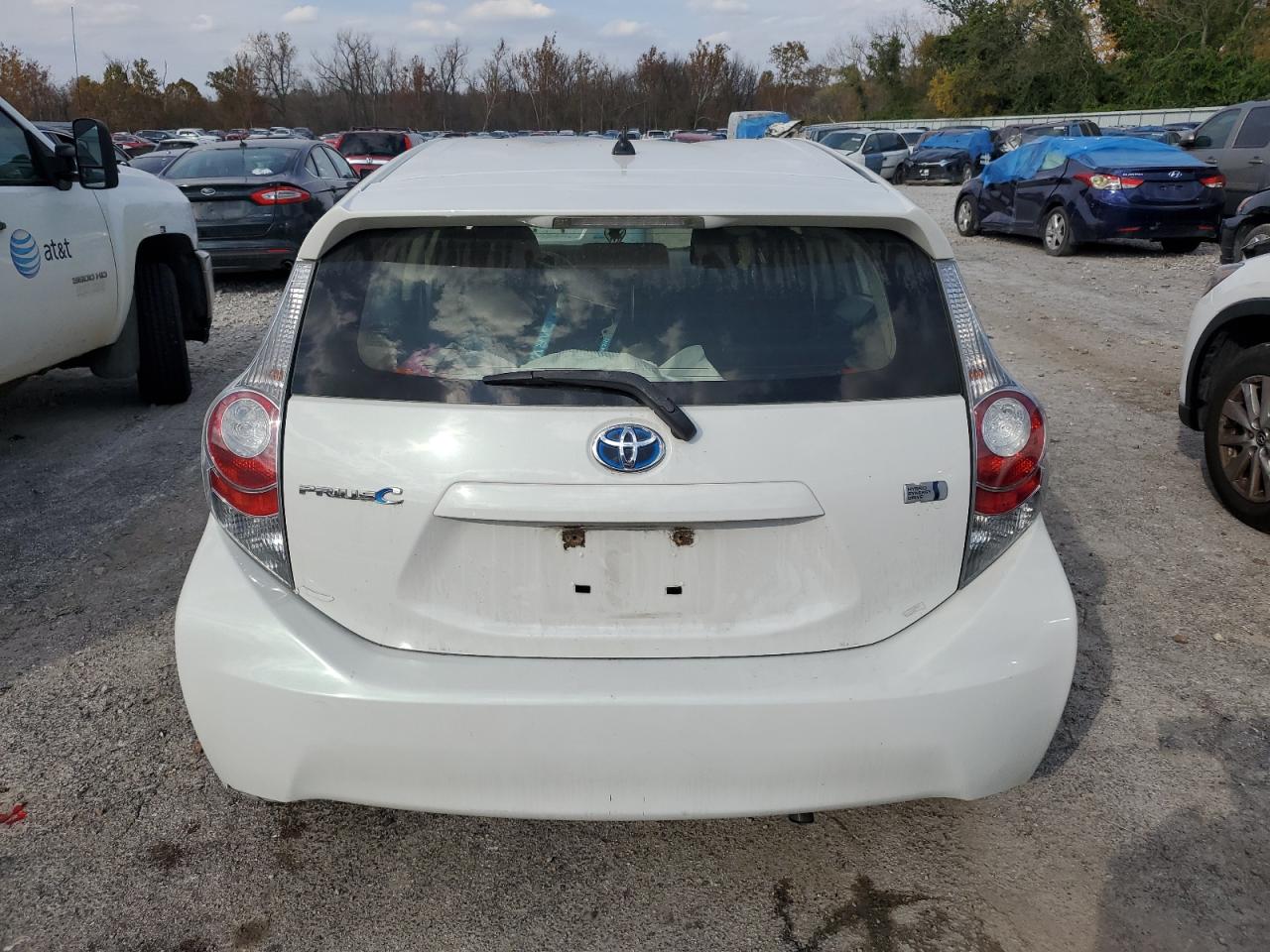 2014 Toyota Prius - Image 6