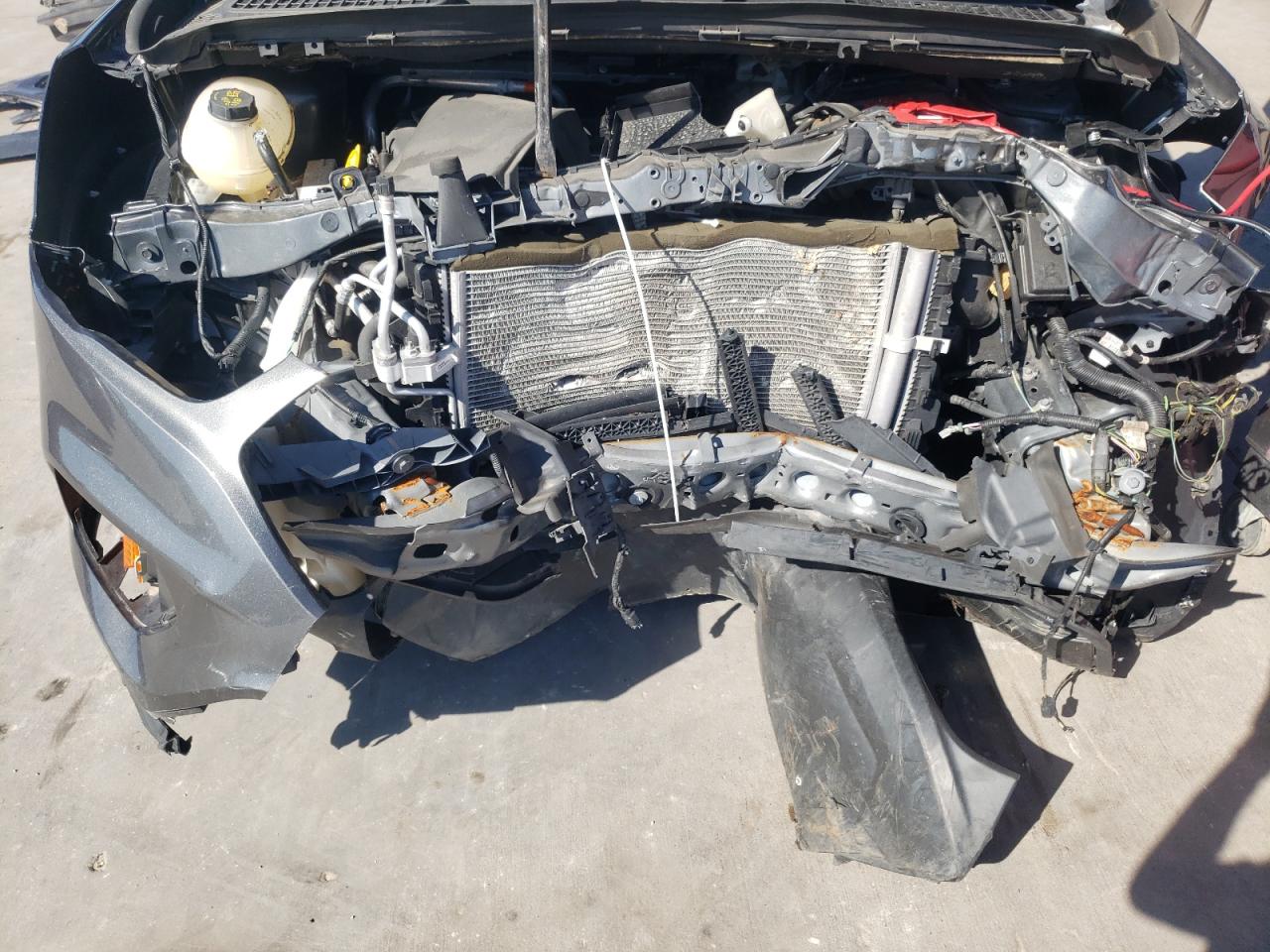 2019 Ford Escape - Image 12