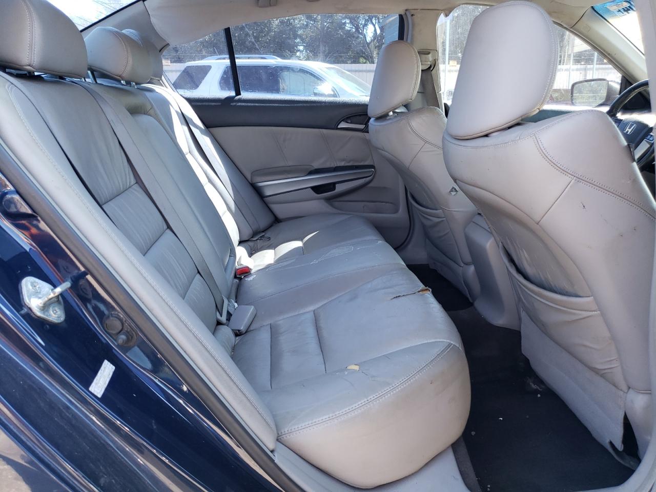 2008 Honda Accord - Image 11