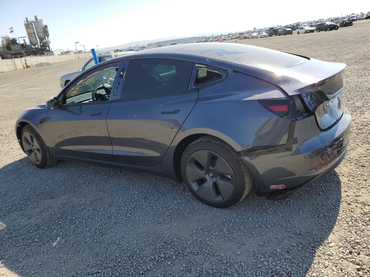 5YJ3E1EA4PF666778 2023 TESLA MODEL 3 - Image 2