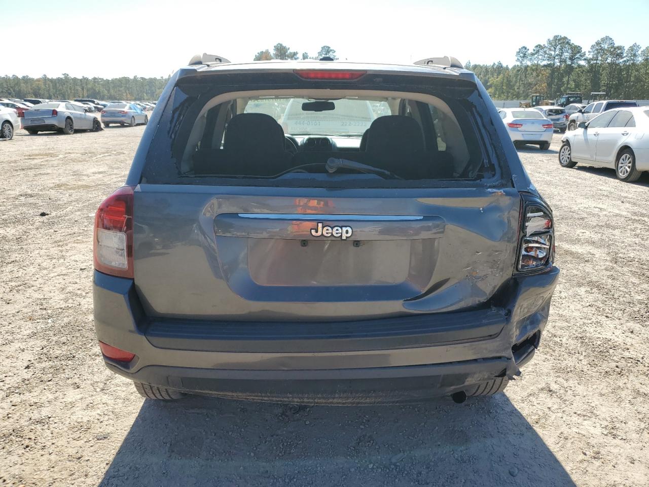 2017 Jeep Compass - Image 6