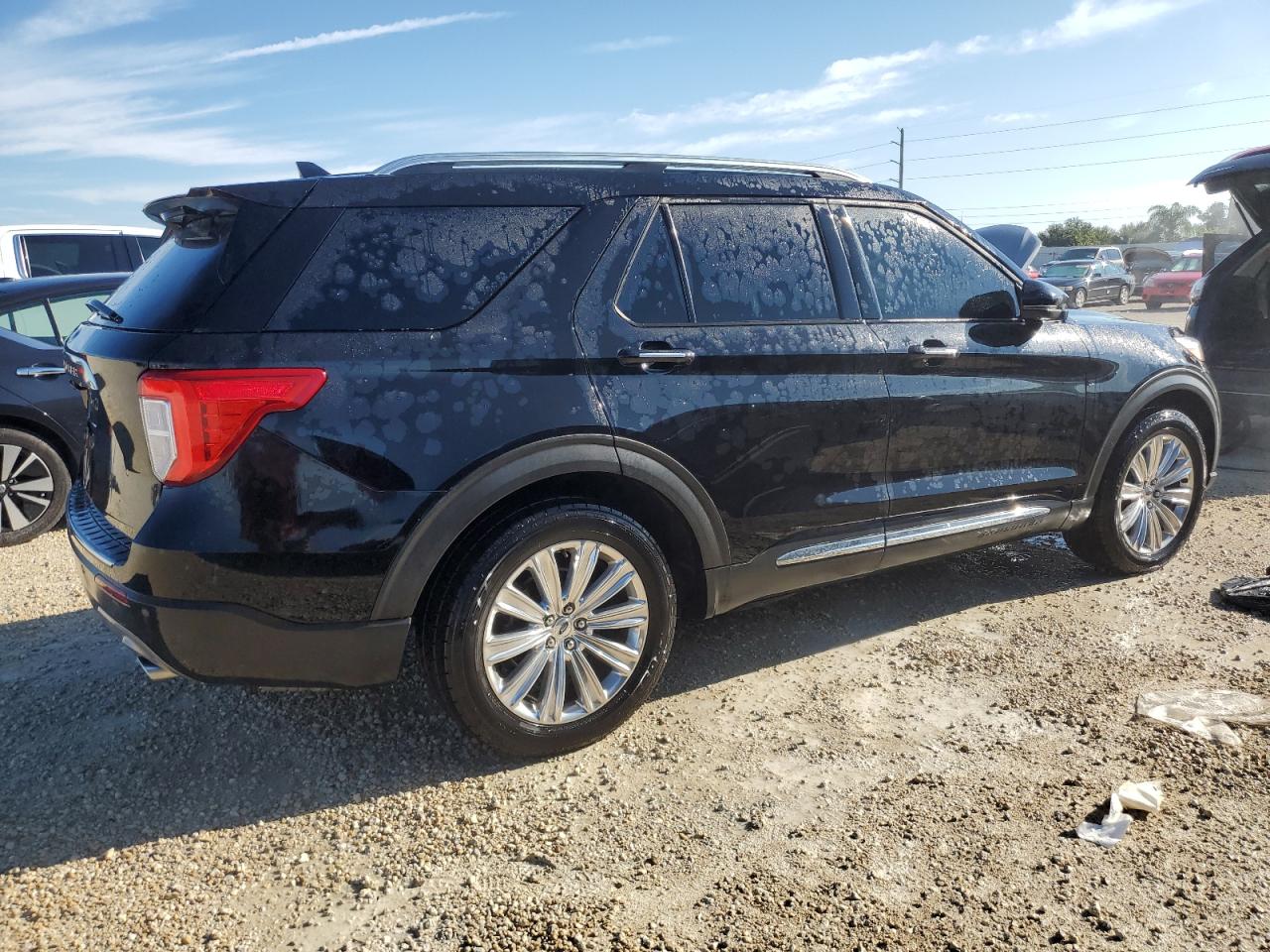 2020 Ford Explorer - Image 3