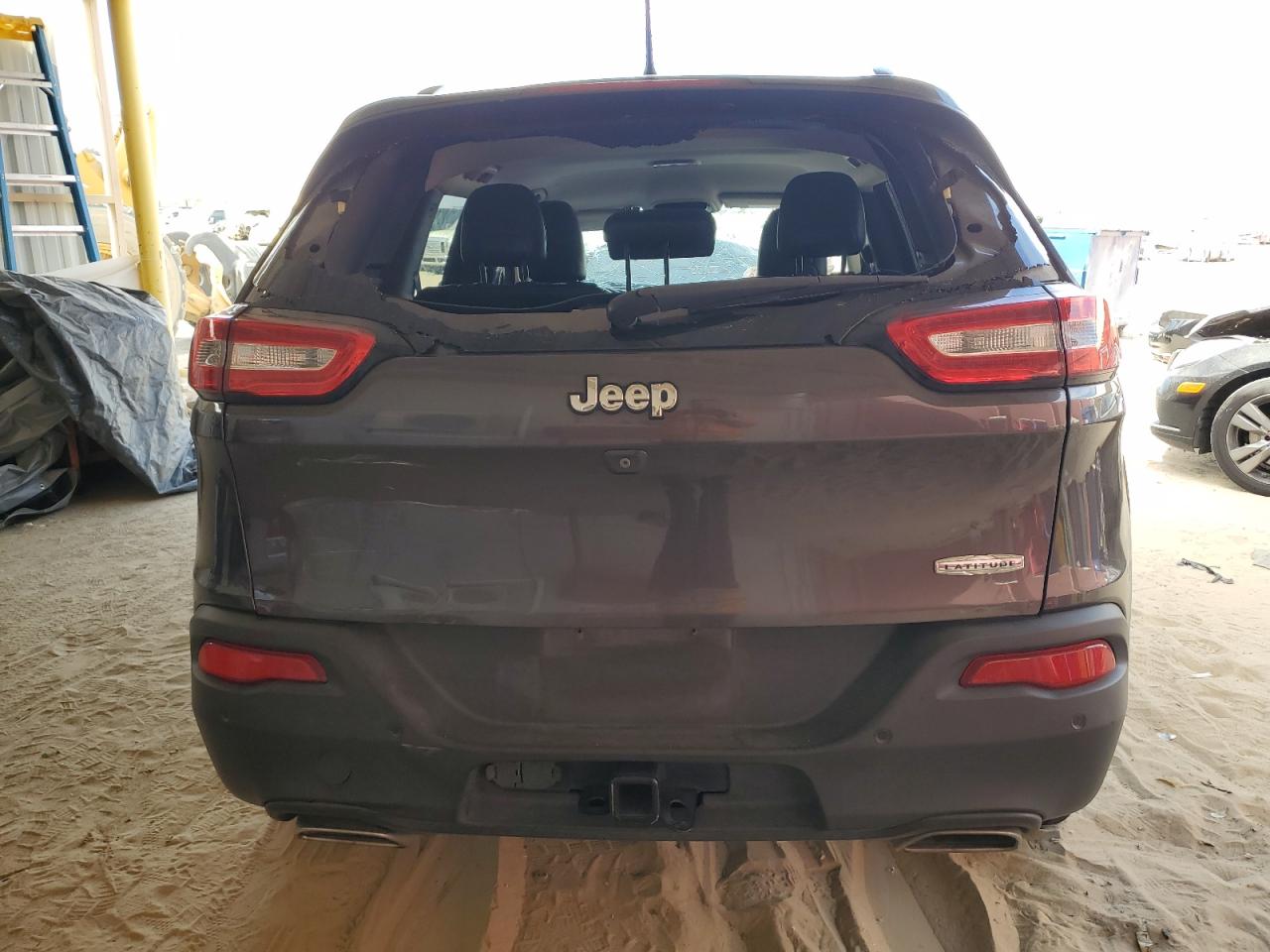 1C4PJLLX5JD551539 2018 Jeep Cherokee Latitude Plus